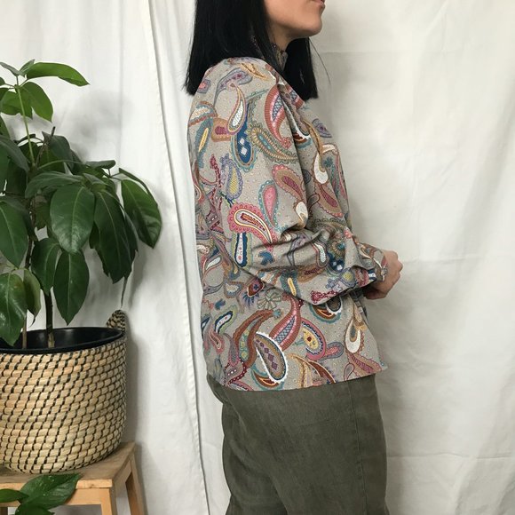 SOLD Vintage 1970s paisley blouse long sleeve - Picture 4 of 11